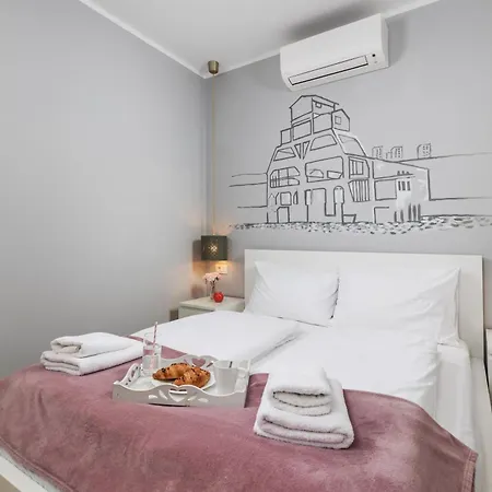 Appartement Delta 5 *